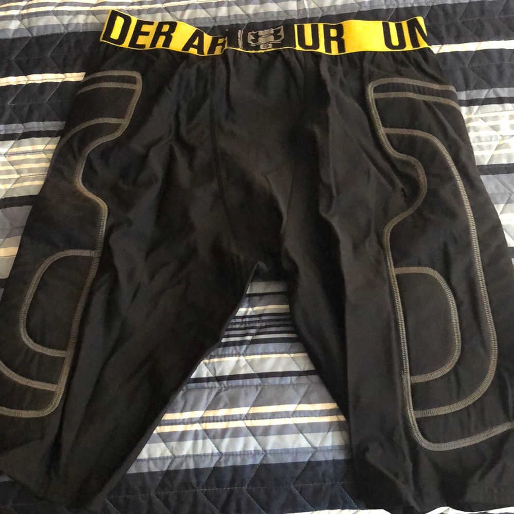 Under Armour Sliding Shorts